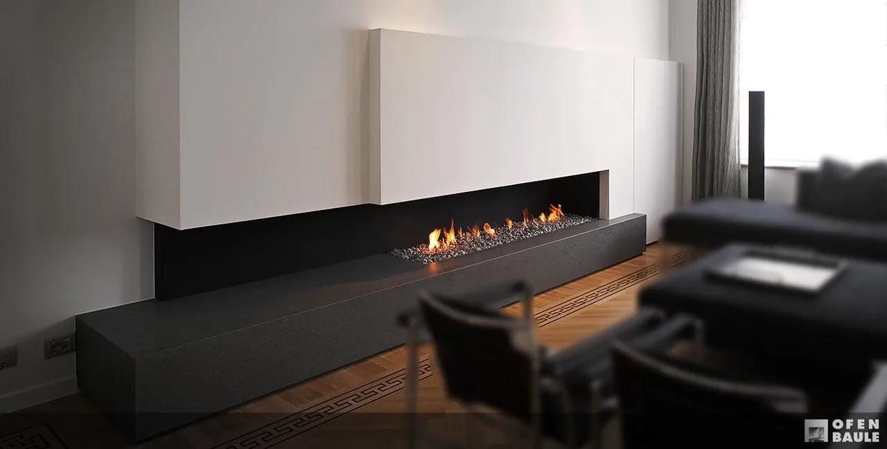 Offener Horizontal-Kamin, MF mit Feuertisch anthrazit